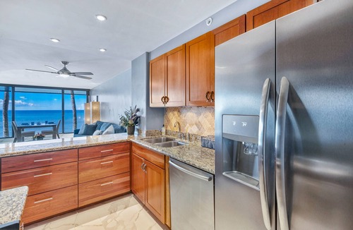 Honokowai Condo | Modern 1 bedroom suite. Ceiling to floor UNOBSTRUCTED ocean views!