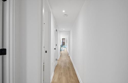 Petworth Apartment | Modern 2 Bedroom City Retreat