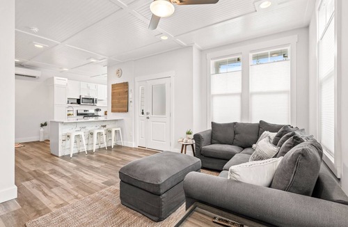 Downtown Charleston House | Modern 2b/2.5b | Downtown w/Parking - Ideal for Long Stays