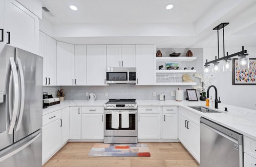 Brightwood Park Condo | Modern 2BR/2BA with Roof Patio