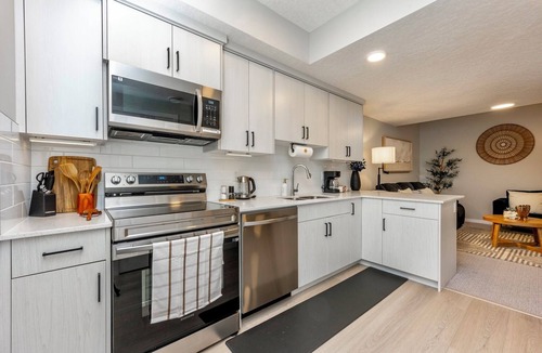 Silverado Apartment | Modern 2BR Suite | Private Entry, Parking, Near Trails & Transit