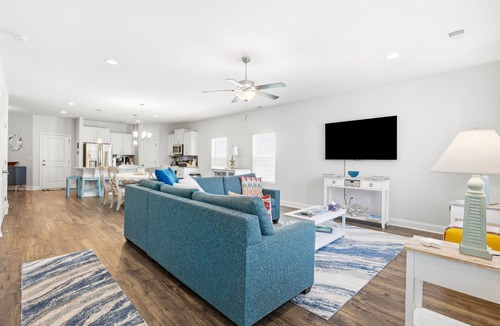 Ocean Isle Beach House | Modern 3BR Coastal Retreat + Fire Pit - Near Ocean Isle & Sunset Beach