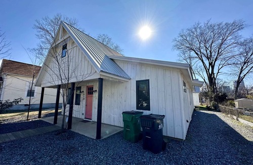Optimist Park House | Modern 4 Bed Home Walkable to Optimist Hall