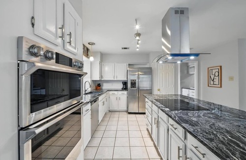 Flower Mound House | Modern 4BR Pool Home | Flower Mound ISD