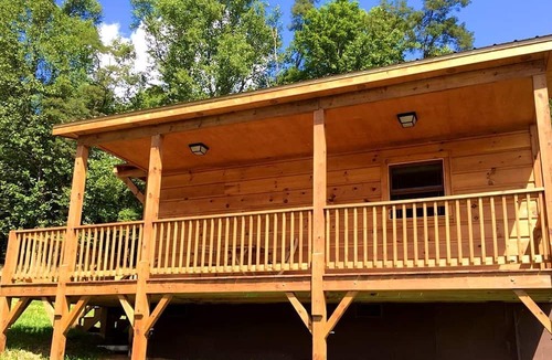 Purlear Cabin | Modern and Romantic Cabin Rental for Couples near Cascade Falls, North Carolina