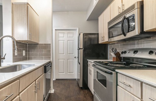 Far North Dallas Apartment | Modern Apartment in Prime Location (ID2871X49)