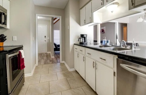 Hinesville House | Modern Bungalow near Ft. Stewart