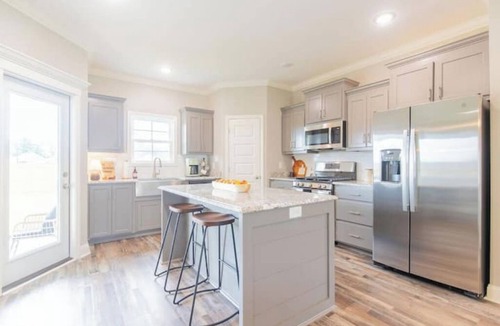 Hahira House | Modern Comfort in a Cozy Retreat