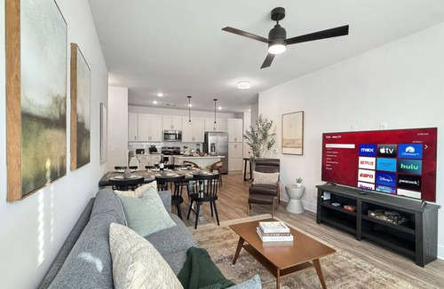 Mooresville Apartment | Modern Comfort Near Mooresville's Attractions