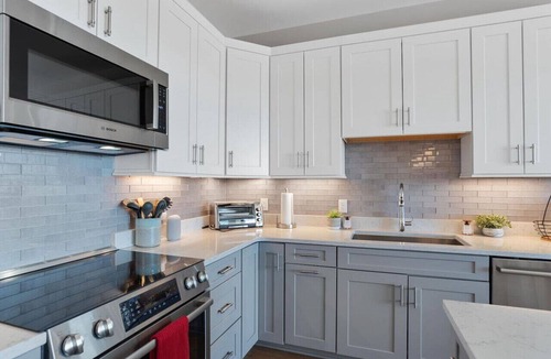 Downtown Asheville Condo | Modern Condo on South Slope with EV Charger and Two Parking Spaces