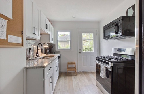 Columbus House | Modern Cottage in Columbus