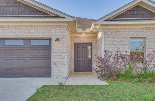 Dothan House | Modern Dothan Home Near Downtown and Hospitals!