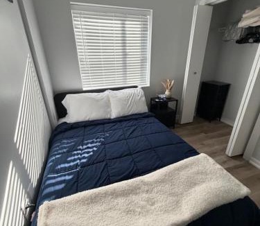 Fourth Ward Apartment | Modern Luxe Retreat FREE Parking King Beds