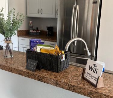 Fourth Ward Apartment | Modern Luxe Retreat FREE Parking King Beds