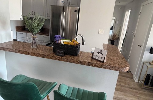 Charlotte Center City Apartment | Modern Luxe Stay Near Uptown Free Parking 2BR