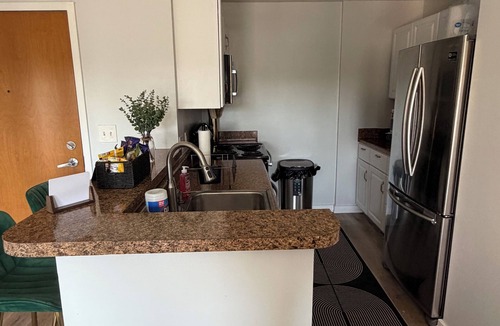 Charlotte Center City Apartment | Modern Luxe Stay Near Uptown Free Parking 2BR
