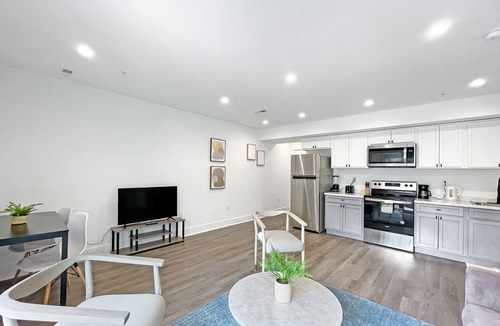 Petworth Bed & Breakfast | Modern & Luxury Unit | In-House Services