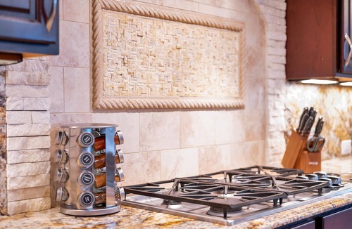 Leander Villa | Modern Mediterranean Villa w/Luxe Amenities/King Bed/Handicap Accessible