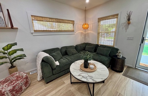 Monroe House | Modern Monroe Farmhouse 3bd/1bth sleeps 7
