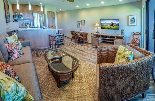 Kaunakakai Condo | Modern Oceanfront W/Lanai and WiFi–Molokai Shores