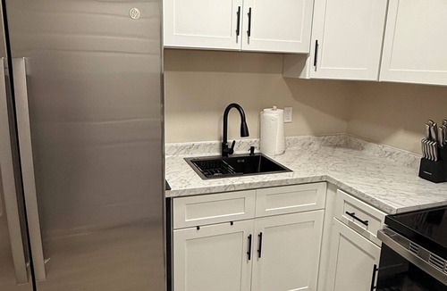 Stafford House | Modern Private Lowerlevel Suite Parking + Wi-Fi Free