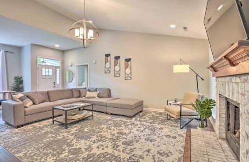 Mount Pleasant House | Modern Retreat - 4 Miles to Isle of Palms Beach!
