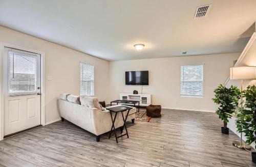 Forney House | Modern Retreat with Private Office