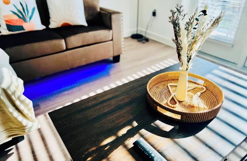 Kyle Apartment | Modern, Spacious 1 bd Apt with Pool, Full Gym & Pet Friendly