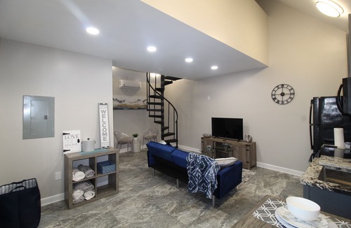 Lithonia House | Modern Tiny House Experience|1 Br Loft