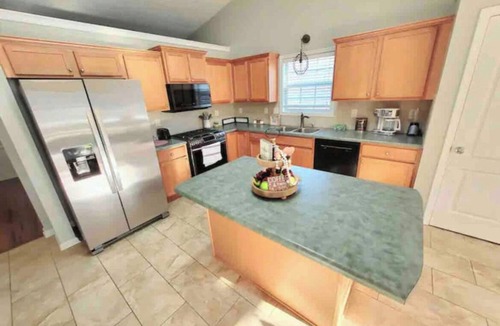 Buford House | Modern Vibes, Peaceful Living - 4BR/2 BA in beautiful Buford
