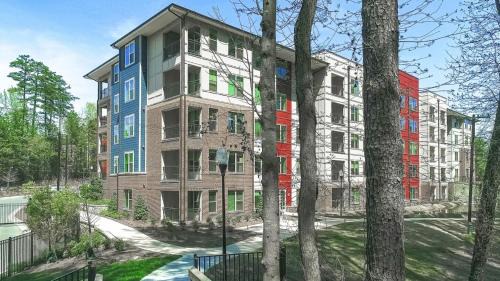 Durham Apartment | Modish and Spacious Apartments at The Exchange on Erwin in Durham, North Carolina