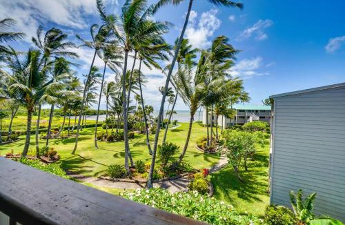 Ualapue Apartment | Molokai Island Retreat with Ocean View and Pool!