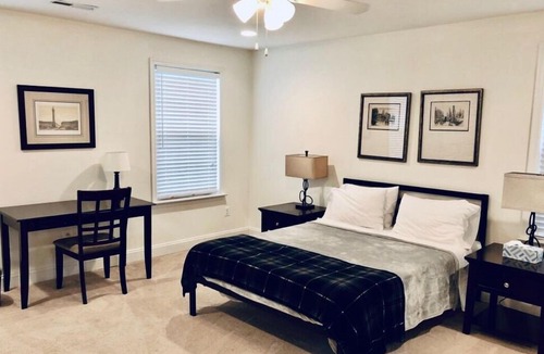 Nauck House | Monroe Room #1