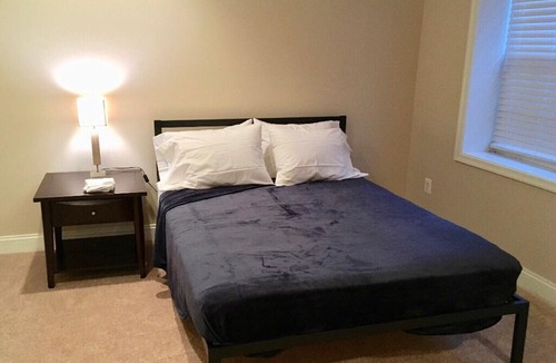 Nauck House | Monroe Room #2