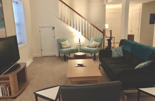 Nauck House | Monroe Room #4