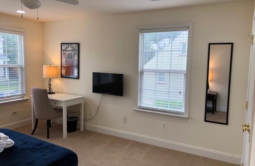 Nauck House | Monroe Room #7