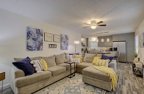 Dutton House | Monthly discount- beautiful house, Gloucester VA