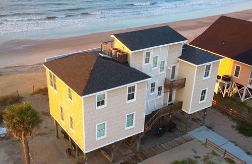 Edisto Island House | Moon Tide: Beachfront Home w/Elevator, Stunning Views