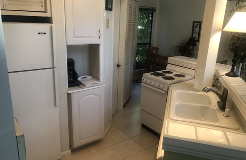 Eatonton House | MoonStar Lodge 2BD/2BA - Lake Oconee - Pool & Dock!