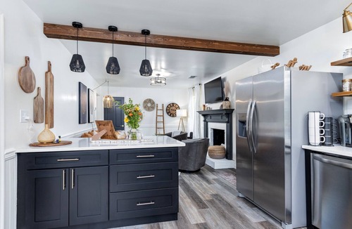 Taylors House | Moss Oak Modern Retreat - completely renovated modern home in Greenville area