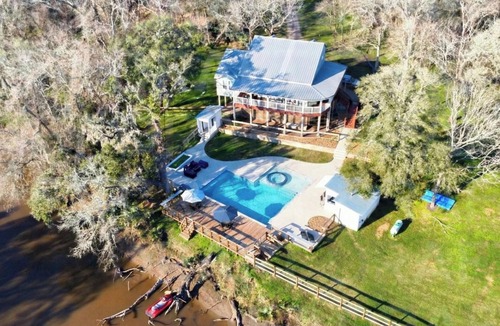 Cedar Lane House | Mount Olive Ranch