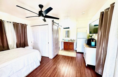 Hauula Apartment | Mountain and ocean views -5 minutes from the PCC