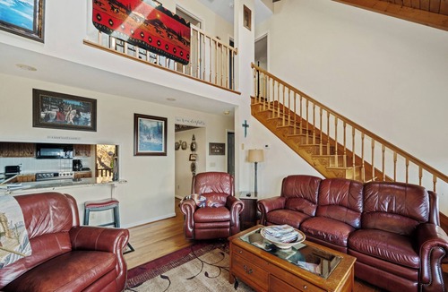 Ferguson Cabin | Mountain Cabin,Panoramic View,Hot Tub, WiFi, Fire Table