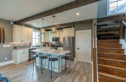 Lenoir House | Mountain Kandy - Luxury home with stunning views and amenities!
