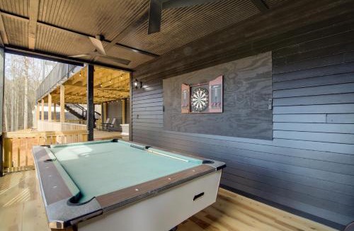 Banks County House | Mountain Retreat in Commerce w/Billiards + Darts