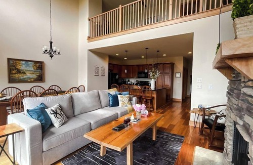 Wolf Laurel House | Mountain Retreat: Privacy & Comfort at 4,400 ft
