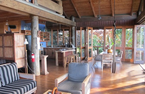 Pauwela House | Mountain to Ocean Views Pole House @ Maui Adventure Villa