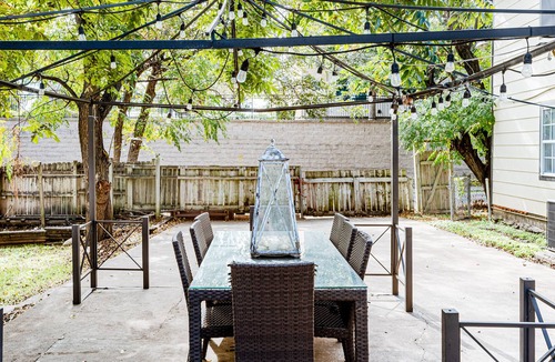 Dawson House | Mr. Wilson | A perfect homebase for your adventures in Austin