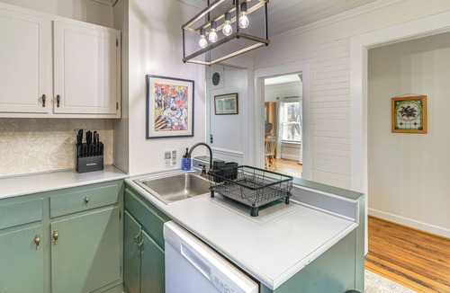 Providence House | Mtn Views, New River Access & 98 Acres: Galax Gem
