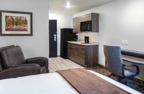 Dahlgren Hotel | My Place Hotel - Dahlgren/King George, VA